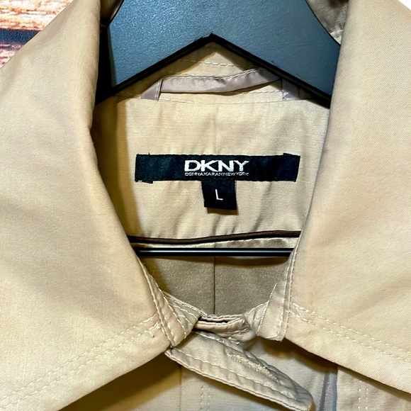 DKNY trench coat - Picture 3 of 13
